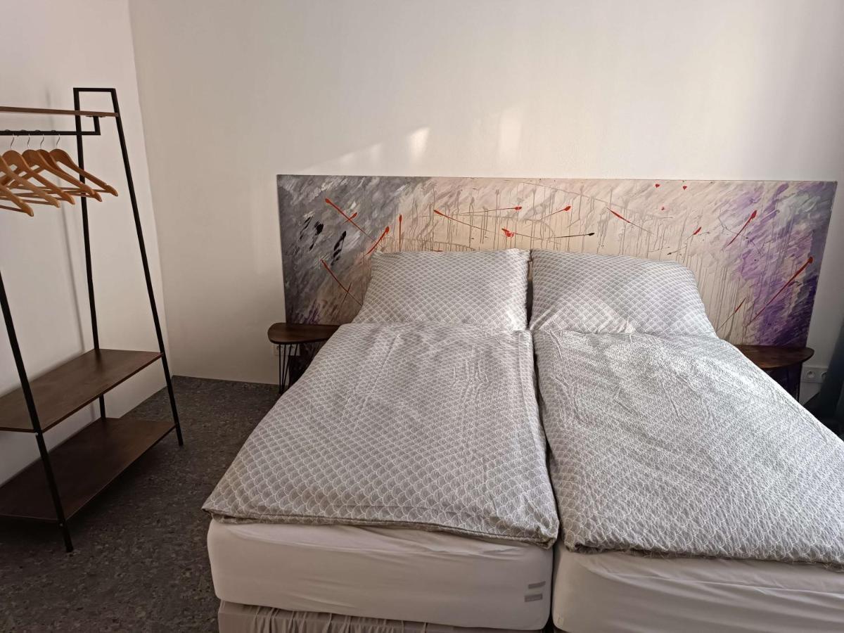 Apartmany Nad Splavem Znojmo Buitenkant foto