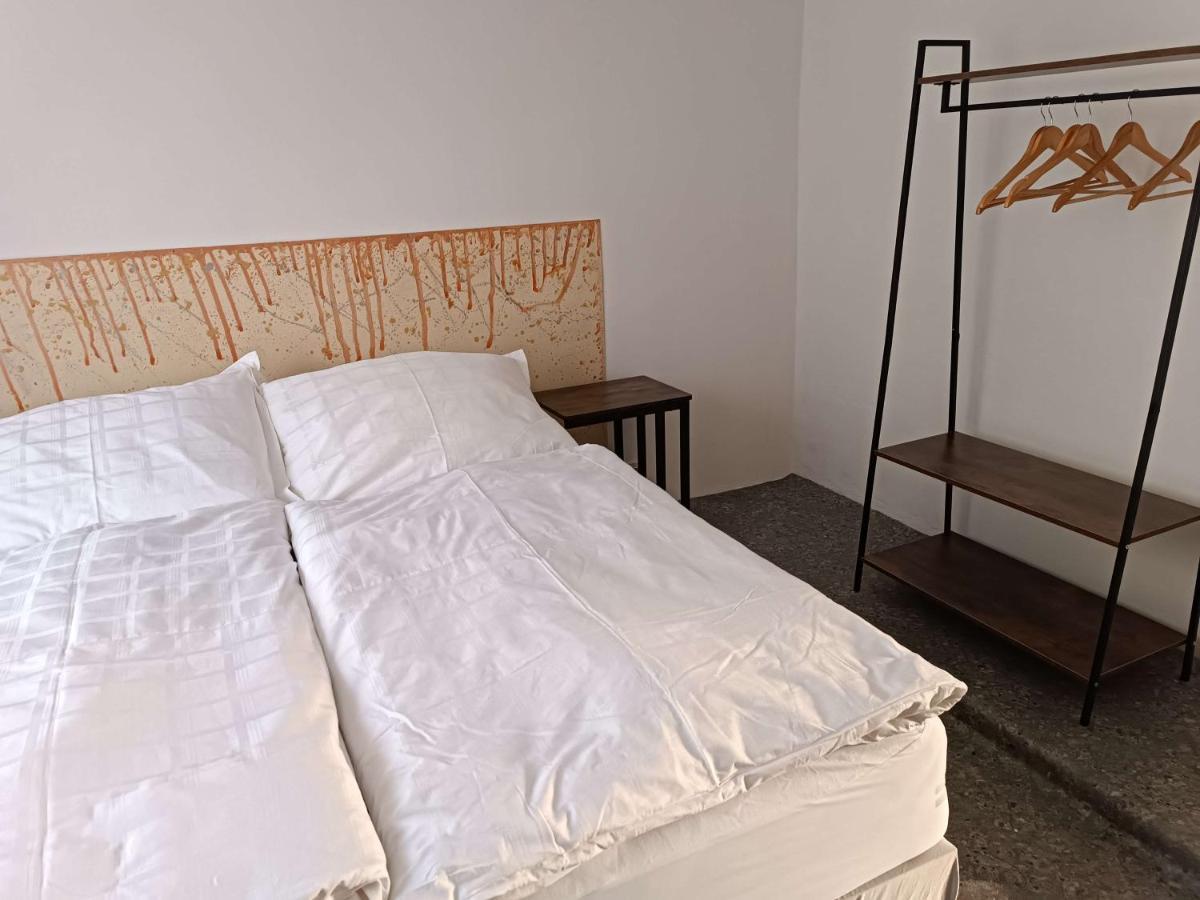 Apartmany Nad Splavem Znojmo Buitenkant foto